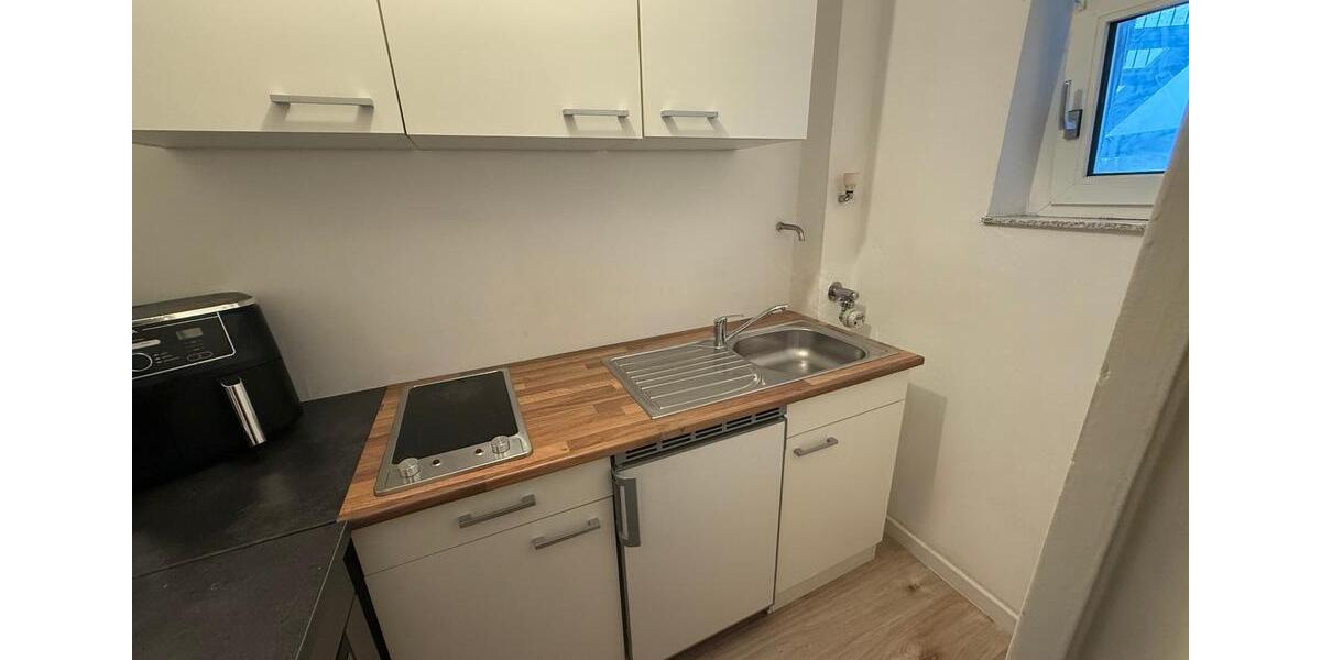 Etagenwohnung Düsseldorf Stadtbezirk 6 - 1 Zimmer, 30 m&sup2;, 550&euro; | Angebot:25407480