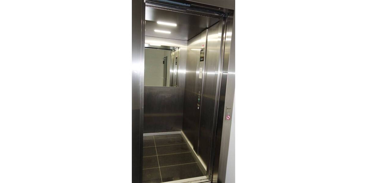 Etagenwohnung Mönchengladbach Stadtmitte - 2 Zimmer, 53 m&sup2;, 714&euro; | Angebot:26094016