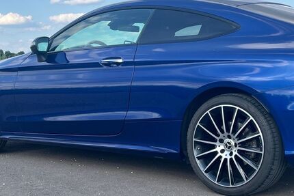 Mercedes-Benz C 300 142.000 km 24.500 &euro; Bedburg 50181