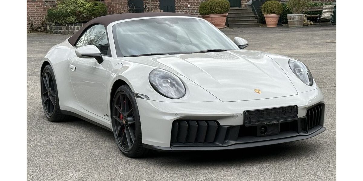 Porsche 992 11.400 km 189.790 &euro; Frechen (bei Köln) 50226