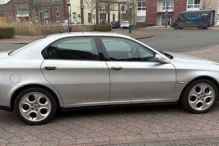 Alfa Romeo 166 177.000 km 6.950 &euro; Willich 47877