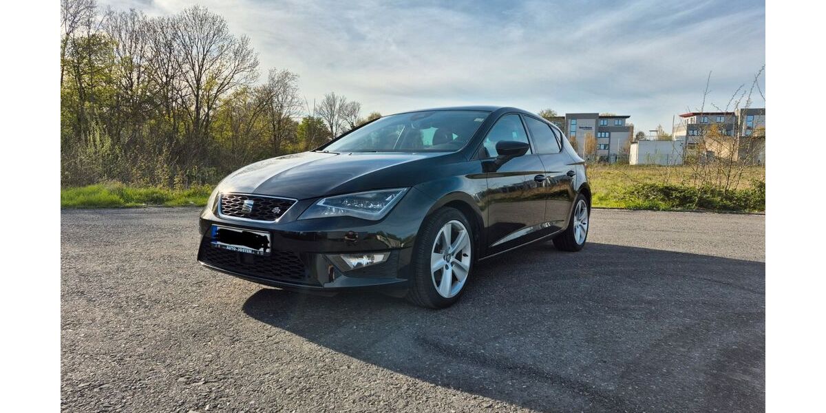Seat Leon 74.150 km 16.450 &euro; Langenfeld 40764