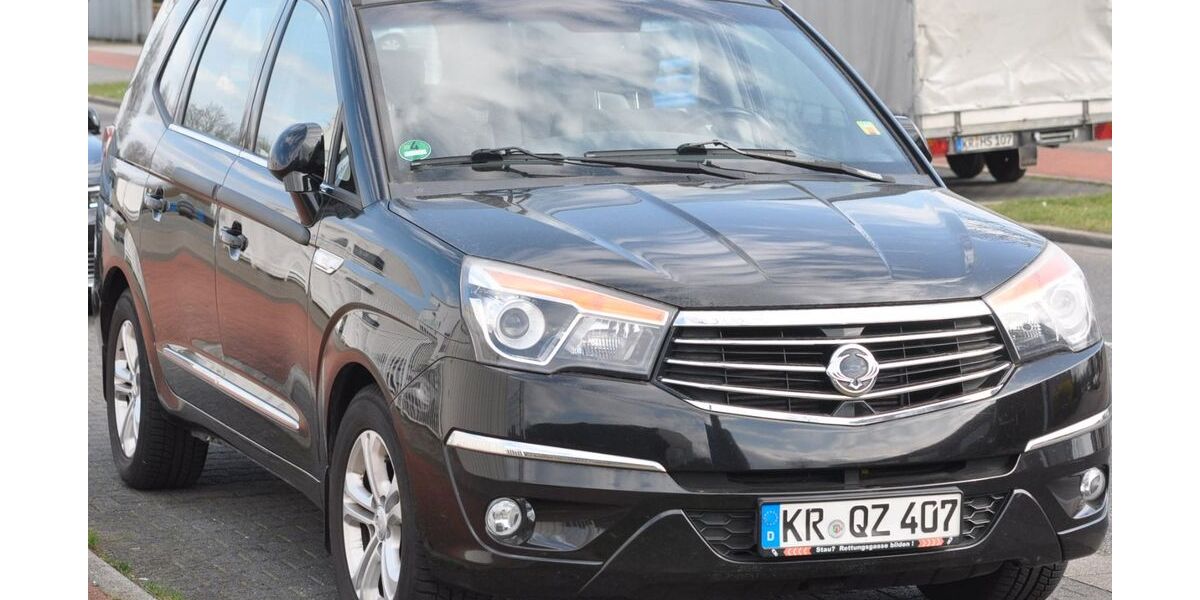 SsangYong Rodius 88.000 km 15.000 &euro; Krefeld 47803