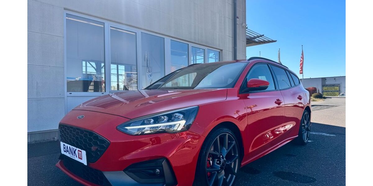 Ford Focus 15.629 km 28.900 &euro; Hückelhoven 41836