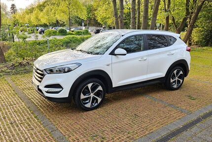 Hyundai TUCSON 73.000 km 14.000 &euro; Grevenbroich 41515