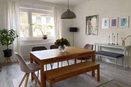 Wohnung Düsseldorf Friedrichstadt - 3 Zimmer, 82 m&sup2;, 1.570&euro; | Angebot:26286355