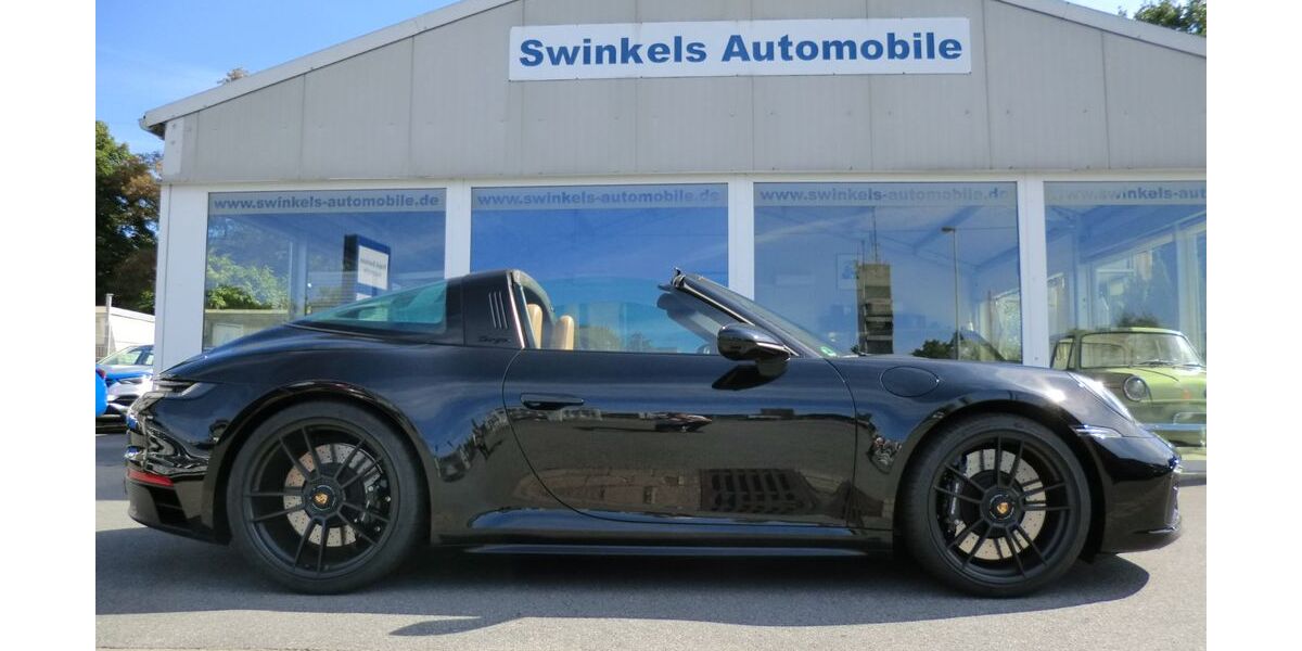 Porsche 992 5.000 km 169.992 &euro; Leverkusen 51377