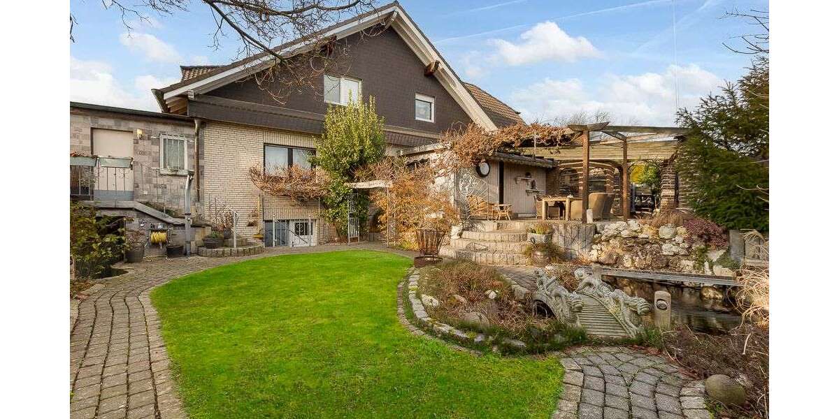 Einfamilienhaus Bedburg - 8 Zimmer, 341 m&sup2;, 699.000&euro; | Angebot:25440404