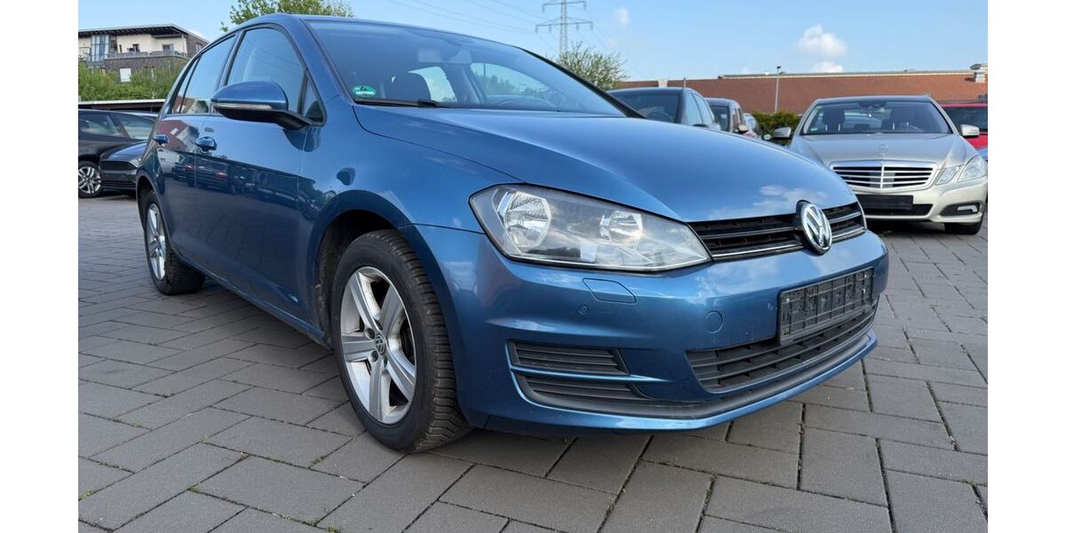 VW Golf 186.000 km 8.950 &euro; Neuss 41462