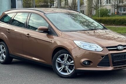Ford Focus 269.264 km 2.990 &euro; Krefeld 47804