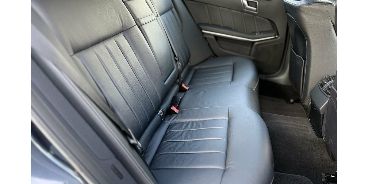 Mercedes-Benz E 350 d/ PANO / Kamera / Leder / Navi / EURO 6 100.000 km 22.290 &euro; Mönchengladbach 41066