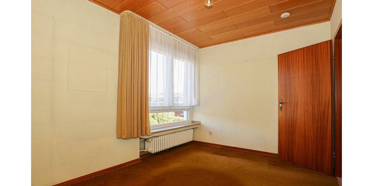 Reihenmittelhaus Neuss / Holzheim Holzheim - 5 Zimmer, 134 m&sup2;, 350.000&euro; | Angebot:26189776