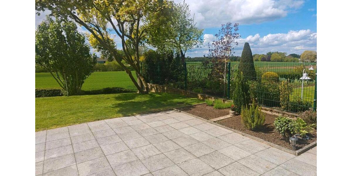 Einfamilienhaus Jüchen - 5 Zimmer, 200 m&sup2;, 3.400&euro; | Angebot:26248497
