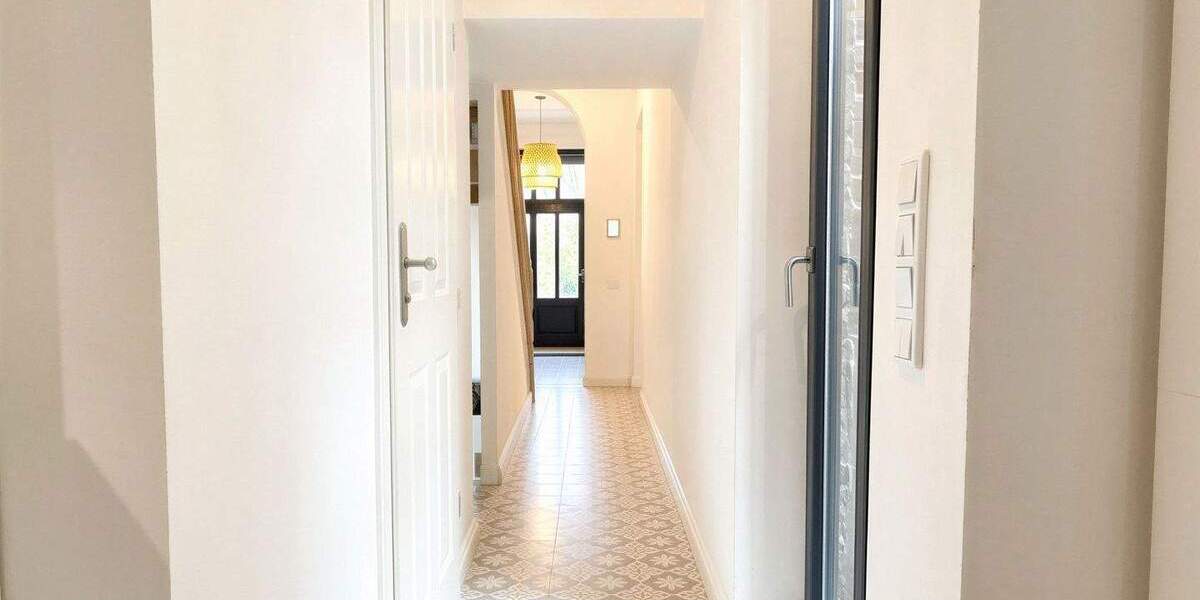 Reihenmittelhaus Mönchengladbach Rheydt - 6 Zimmer, 188 m&sup2;, 445.000&euro; | Angebot:25738825