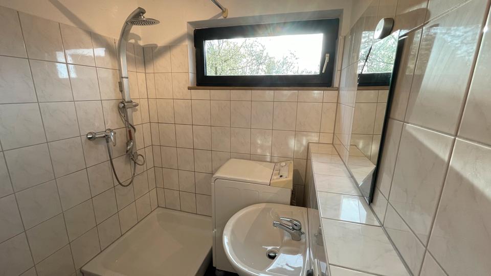 Dachgeschoßwohnung Düsseldorf Stadtbezirk 8 - 2 Zimmer, 50 m&sup2;, 700&euro; | Angebot:26024003