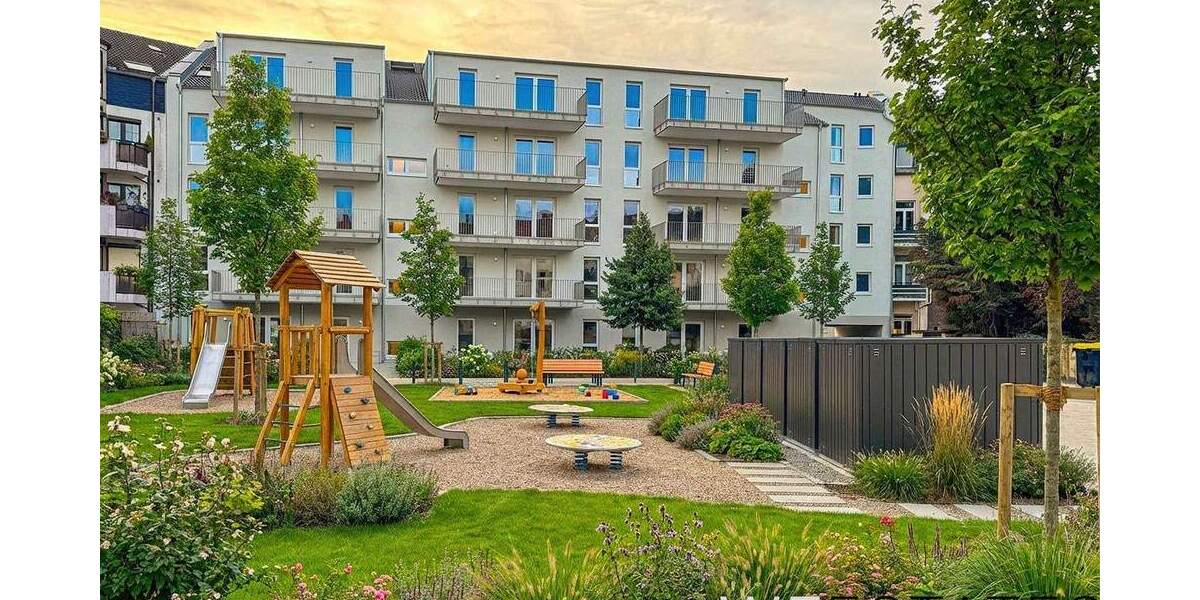 Etagenwohnung Düsseldorf Eller - 3 Zimmer, 107 m&sup2;, 1.890&euro; | Angebot:25739036