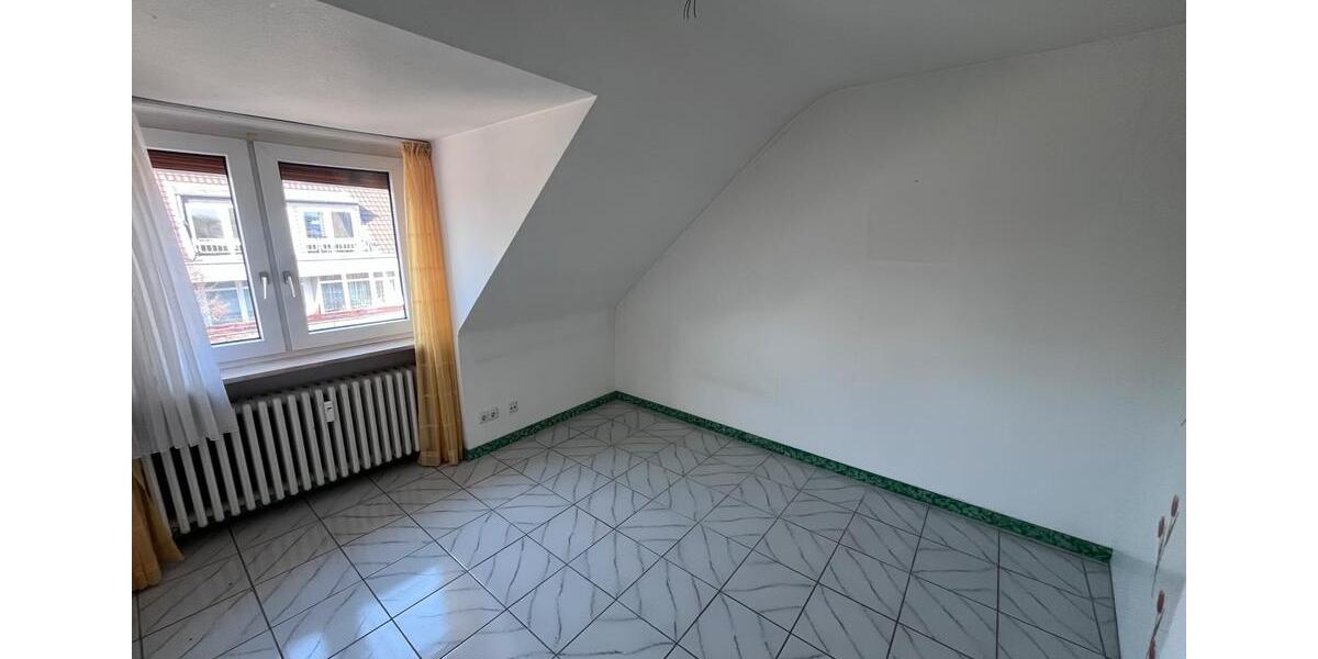 Dachgeschoßwohnung Düsseldorf Stadtbezirk 9 - 2 Zimmer, 54 m&sup2;, 950&euro; | Angebot:25714491