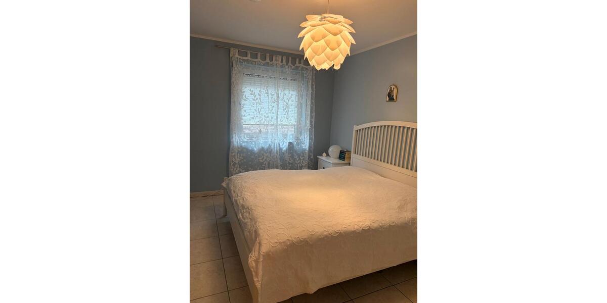 Etagenwohnung Leverkusen Bürrig - 3 Zimmer, 76 m&sup2;, 350.000&euro; | Angebot:26061717