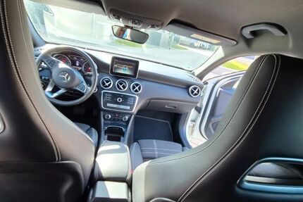 Mercedes-Benz A 160 41.500 km 14.800 &euro; Neuss 41462