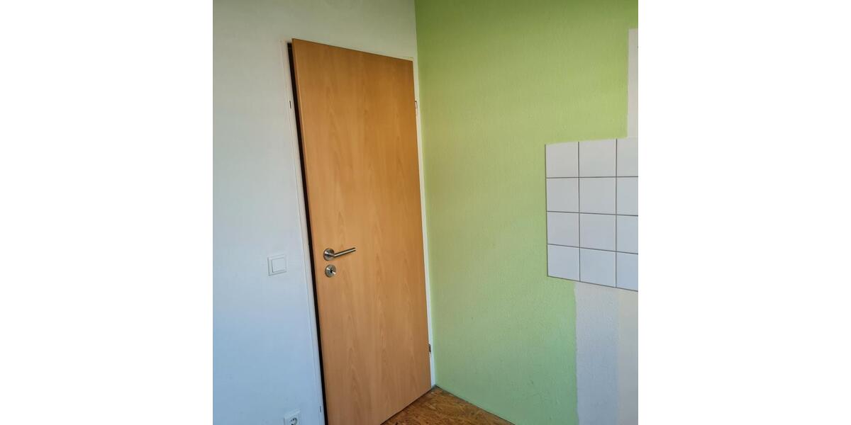 Dachgeschoßwohnung Krefeld Dießem - 2 Zimmer, 40 m&sup2;, 400&euro; | Angebot:25987306
