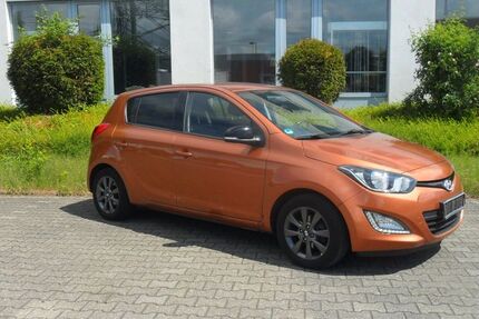 Hyundai i20 131.200 km 3.990 &euro; Pulheim-Brauweiler bei Köln 50259