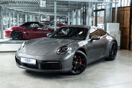 Porsche 992 13.807 km 119.890 &euro; Düsseldorf 40591