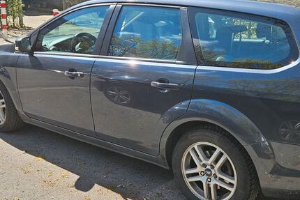 Ford Focus 222.000 km 1.900 &euro; Monheim am Rhein 40789