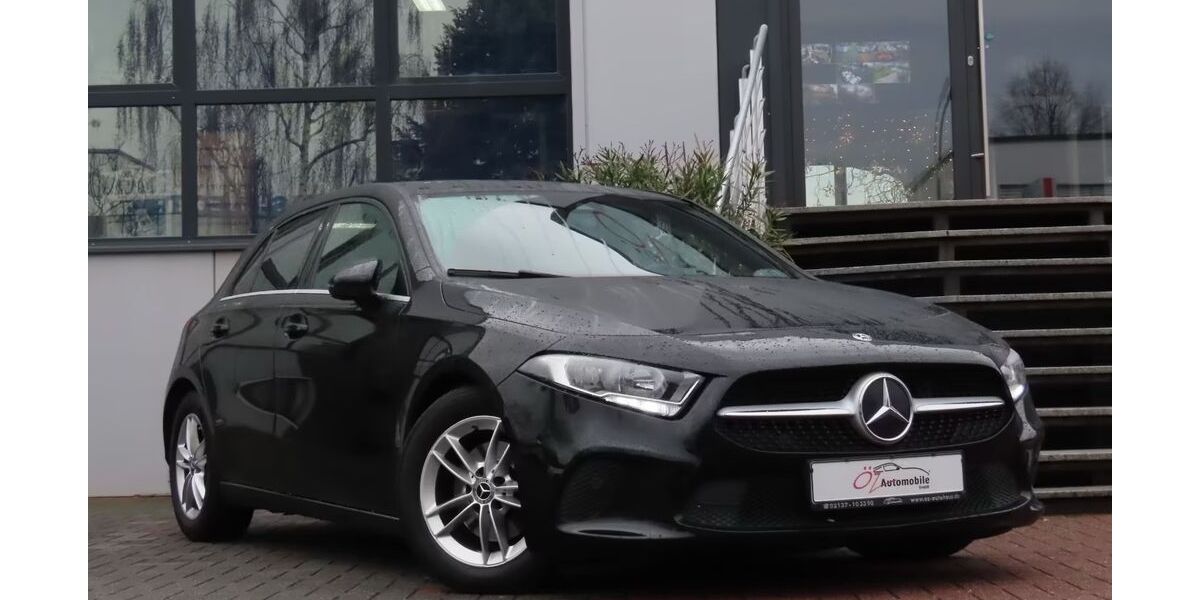 Mercedes-Benz A 180 168.614 km 16.900 &euro; Neuss 41469