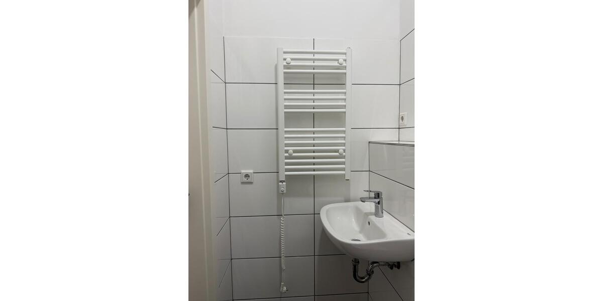 Erdgeschoßwohnung Düsseldorf Derendorf - 1 Zimmer, 20 m&sup2;, 648&euro; | Angebot:25759348