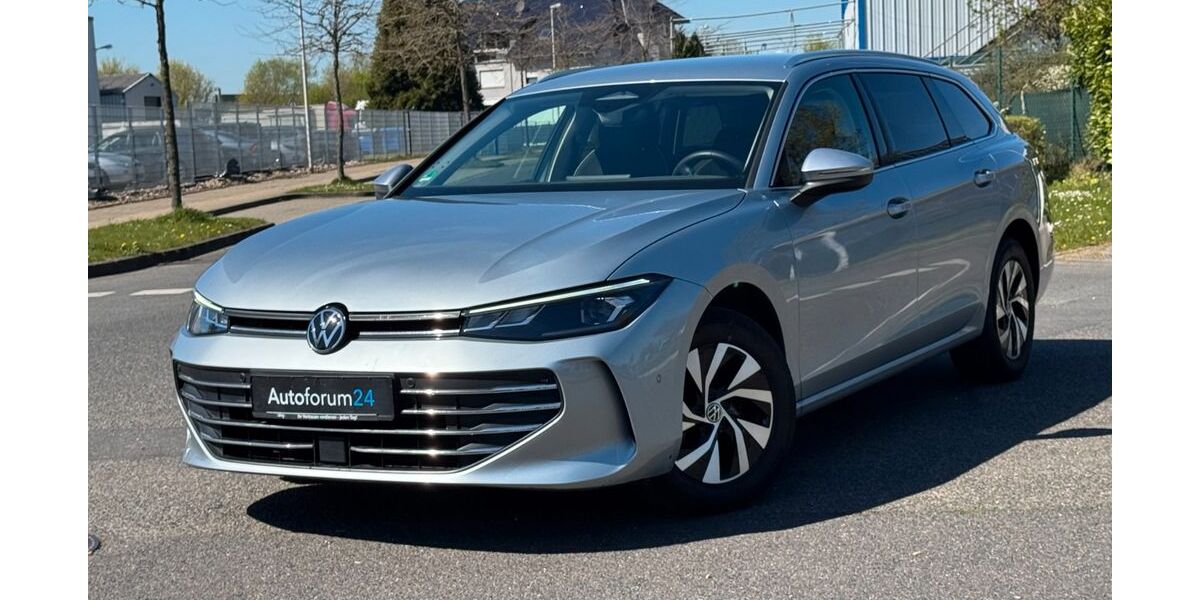 VW Passat Variant 53.000 km 28.899 &euro; Jülich 52428