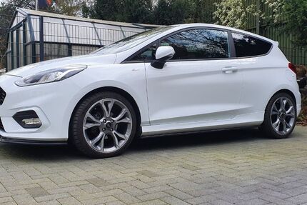 Ford Fiesta 90.000 km 9.499 &euro; Leverkusen 51373