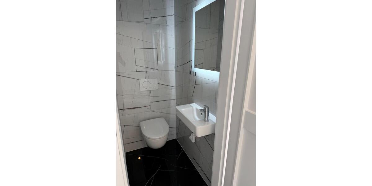 Dachgeschoßwohnung Düsseldorf Stadtbezirk 9 - 3 Zimmer, 130 m&sup2;, 2.450&euro; | Angebot:25792060