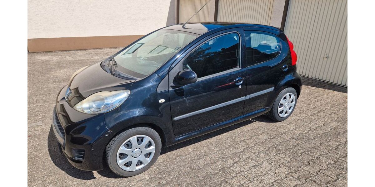 Peugeot 107 69.900 km 3.700 &euro; Langenfeld (Rheinland) 40764