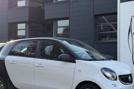 Smart ForFour 47.400 km 8.700 &euro; Krefeld 47805