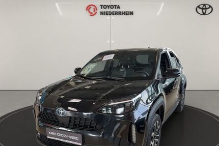 Toyota Yaris Cross 8.509 km 25.485 &euro; Krefeld 47809