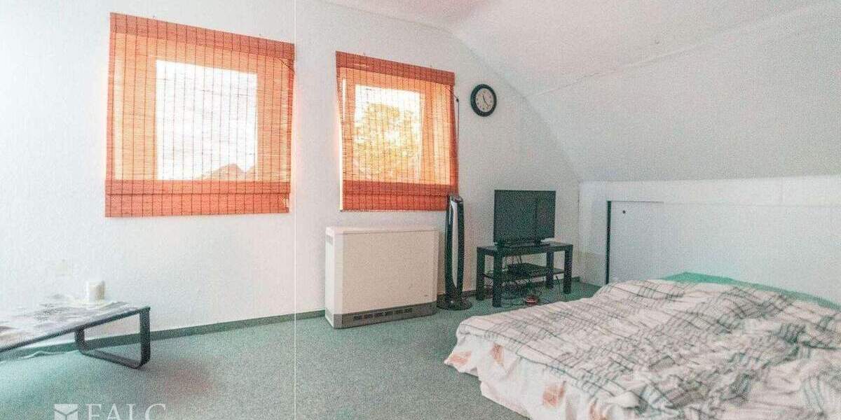 Mehrfamilienhaus, Wohnhaus Schwalmtal Amern - 6 Zimmer, 134 m&sup2;, 249.900&euro; | Angebot:25698265