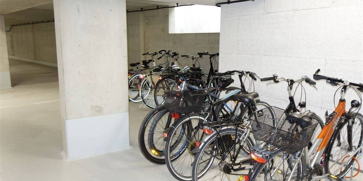 Etagenwohnung Mönchengladbach Stadtmitte - 2 Zimmer, 65 m&sup2;, 867&euro; | Angebot:26161702