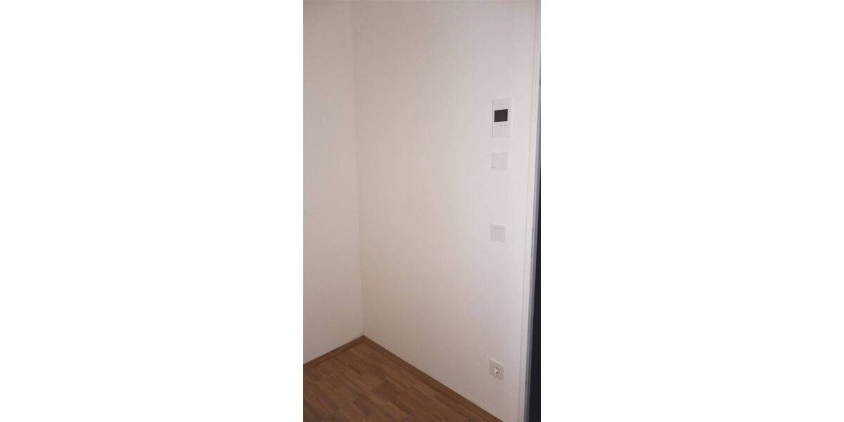 Etagenwohnung Mönchengladbach Stadtmitte - 2 Zimmer, 65 m&sup2;, 867&euro; | Angebot:26161702