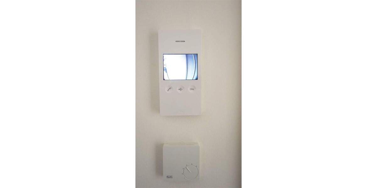 Zimmer Mönchengladbach Stadtmitte - 2 Zimmer, 103 m&sup2;, 1.379&euro; | Angebot:25778925