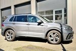 VW Tiguan R-Line / Pano / Kamera / KeylessGO 29.000 km 40.990 &euro; Mönchengladbach 41066