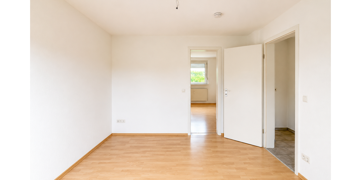 Etagenwohnung Düsseldorf Stadtbezirk 5 - 4 Zimmer, 121 m&sup2;, 165.000&euro; | Angebot:26991453