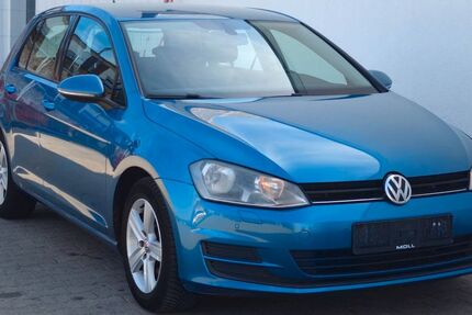 VW Golf 131.000 km 10.690 &euro; Mönchengladbach 41066