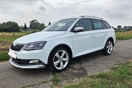 Skoda Fabia 88.100 km 9.000 &euro; MÖNCHENGLADBACH 41189