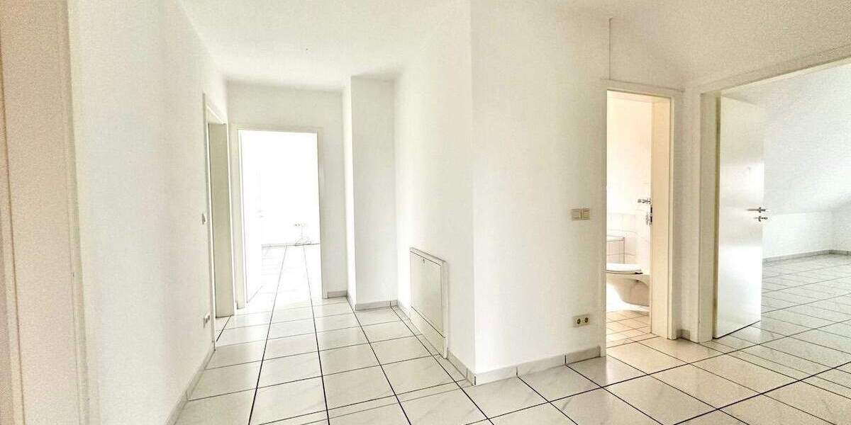 Etagenwohnung Neuss Uedesheim - 3 Zimmer, 94 m&sup2;, 299.000&euro; | Angebot:25736810