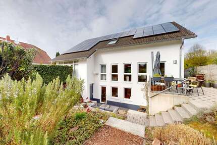 Haus Dormagen Hackenbroich - 11 Zimmer, 290 m&sup2;, 1.057.600&euro; | Angebot:26216498