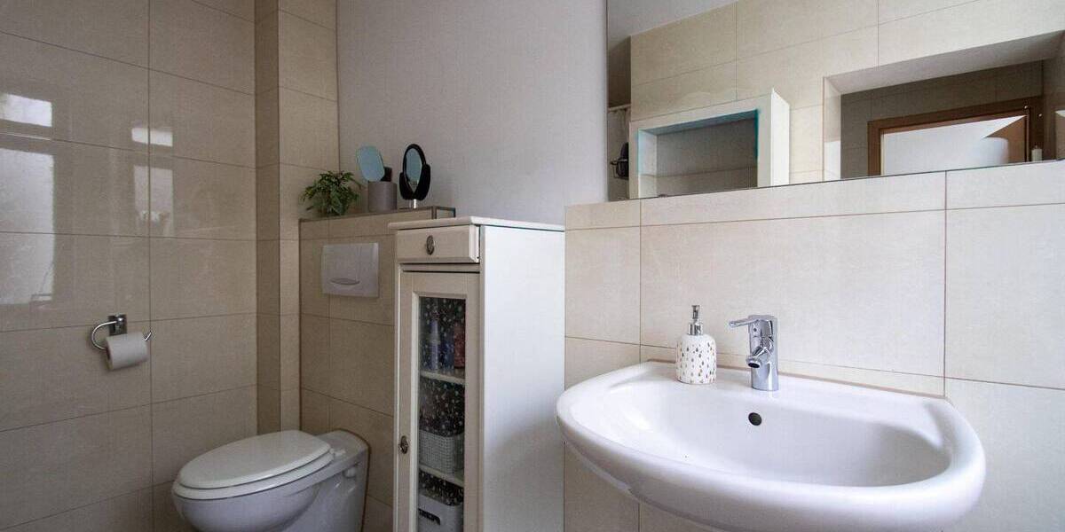 Mehrfamilienhaus, Wohnhaus Krefeld Stadtmitte - 1 Zimmer, 237 m&sup2;, 475.000&euro; | Angebot:26189077