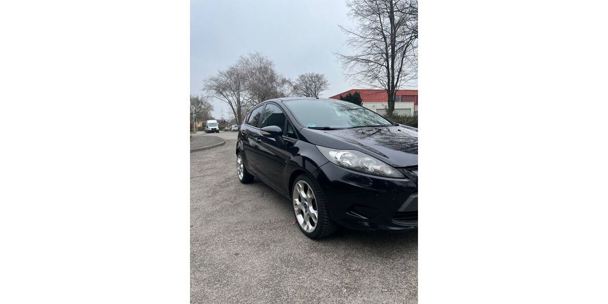 Ford Fiesta 178.000 km 4.100 &euro; Leverkusen 51371