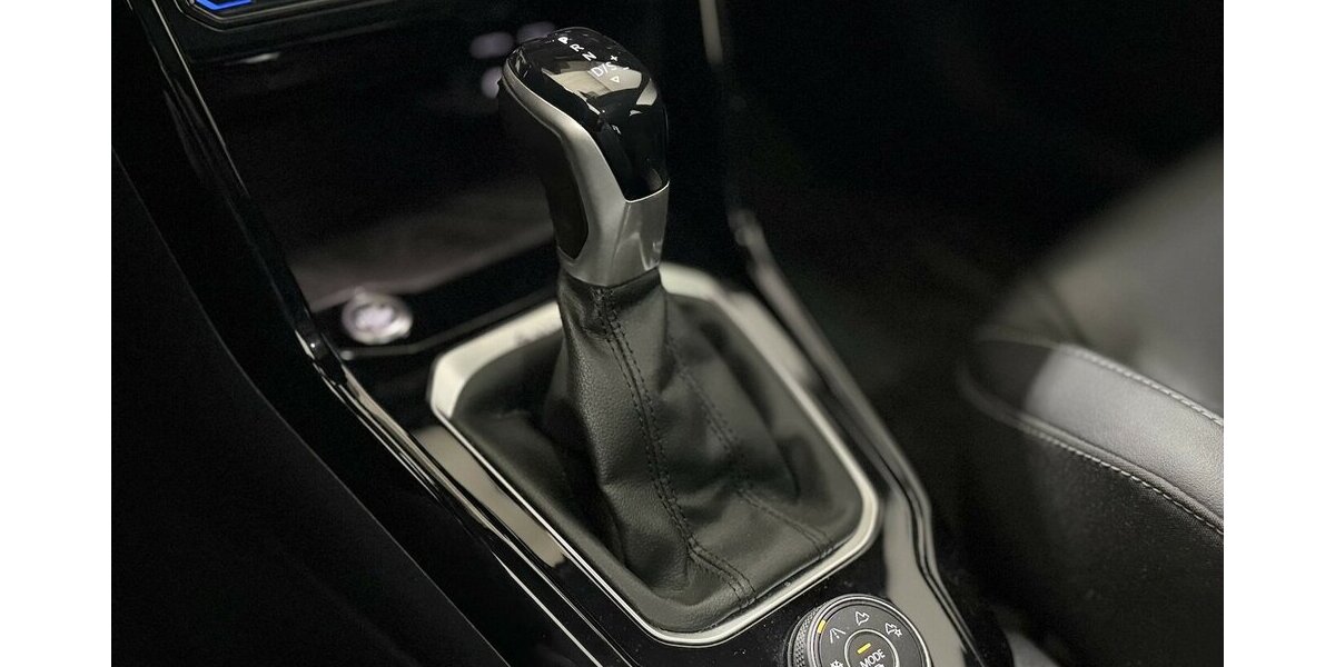 VW T-Roc R-Line/4Motion/Pano/Memory/Keyles 64.000 km 28.250 &euro; Mönchengladbach 41066