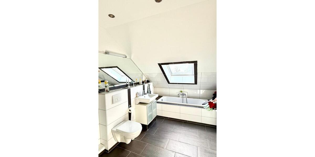 Einfamilienhaus Kerpen Balkhausen - 5 Zimmer, 146 m&sup2;, 1.900&euro; | Angebot:25789632