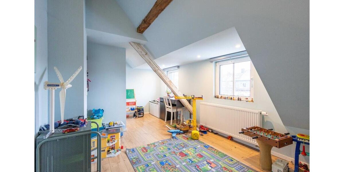 Etagenwohnung Jüchen - 4 Zimmer, 116 m&sup2;, 1.380&euro; | Angebot:24487686